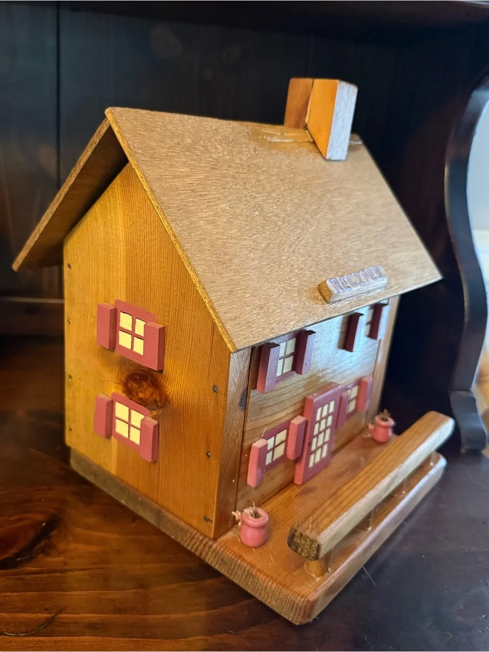 Grandmacore Vintage handmade Wooden House Recipe Box. Flaw